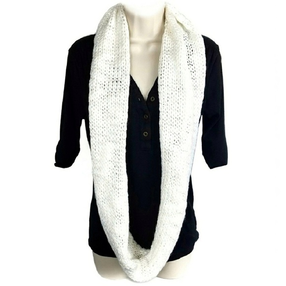 ❄2/$15 BCBGeneration Sparkly Infinity Loop Scarf - Picture 2 of 6